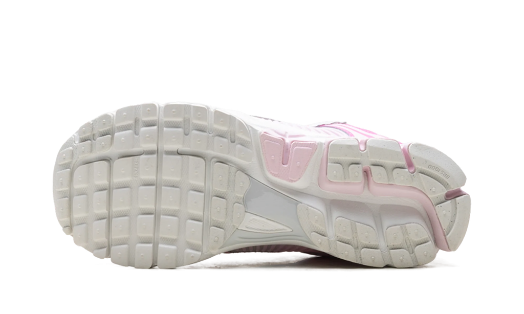 Vomero 5 Wmns "Hyper Pink" IM2404 645