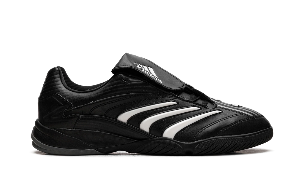 Predator Sala "Black Zero Metallic" JQ3916