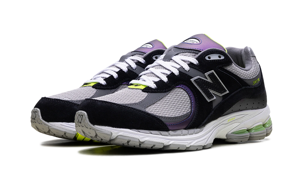 2002R "DTLR - Purple Noir" m2002rhi