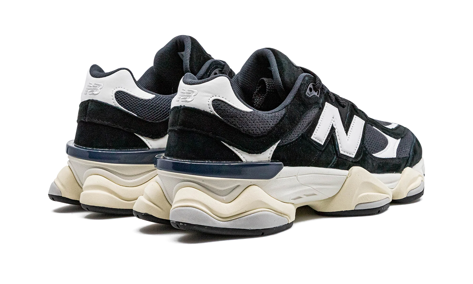 9060 "Black / White" U9060AAA