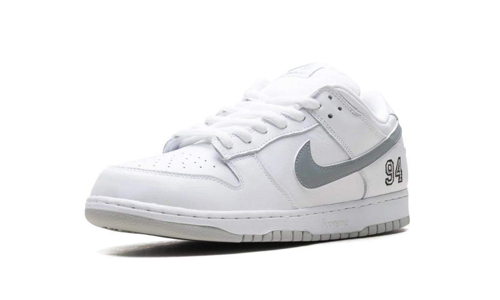 SB Dunk Low "Supreme - White" HQ8487 100