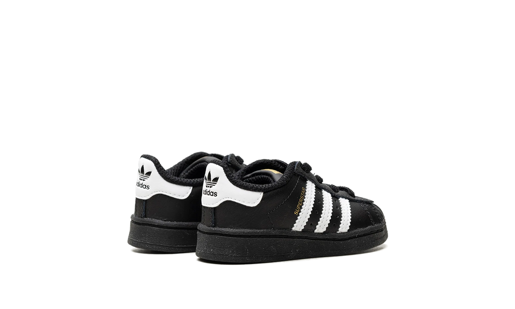 Superstar TD "Black" EF5396