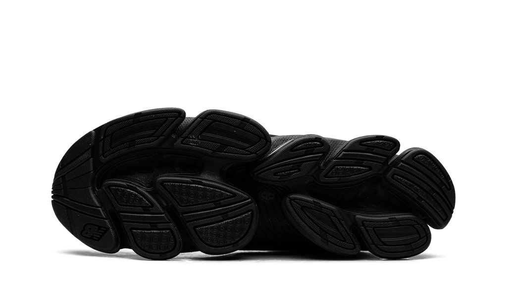 2000 "Triple Black" U2000ETB