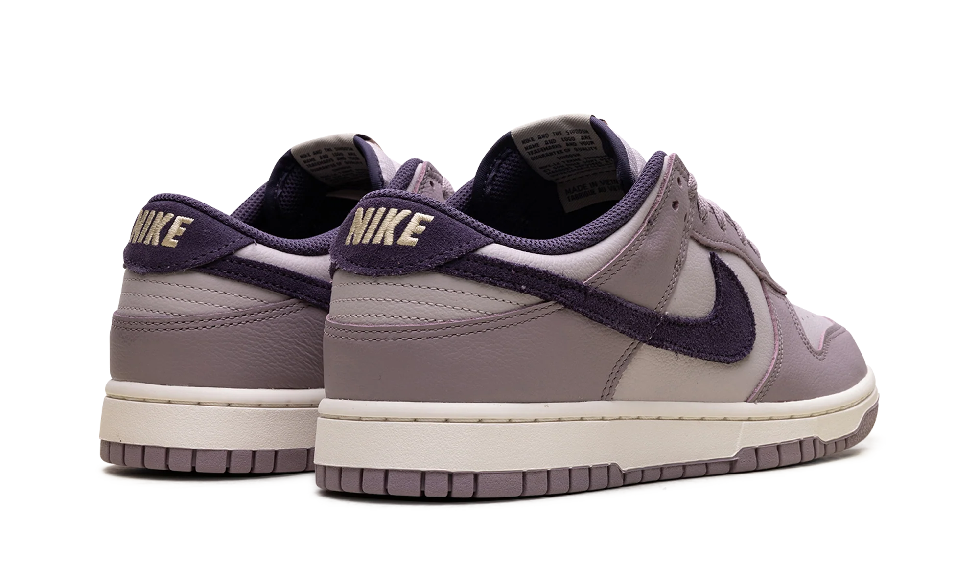 Dunk Low SE "Light Violet Ore" HQ3642 202