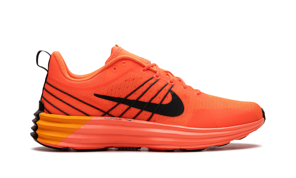 Lunar Roam "Hyper Crimson" HJ9145 809