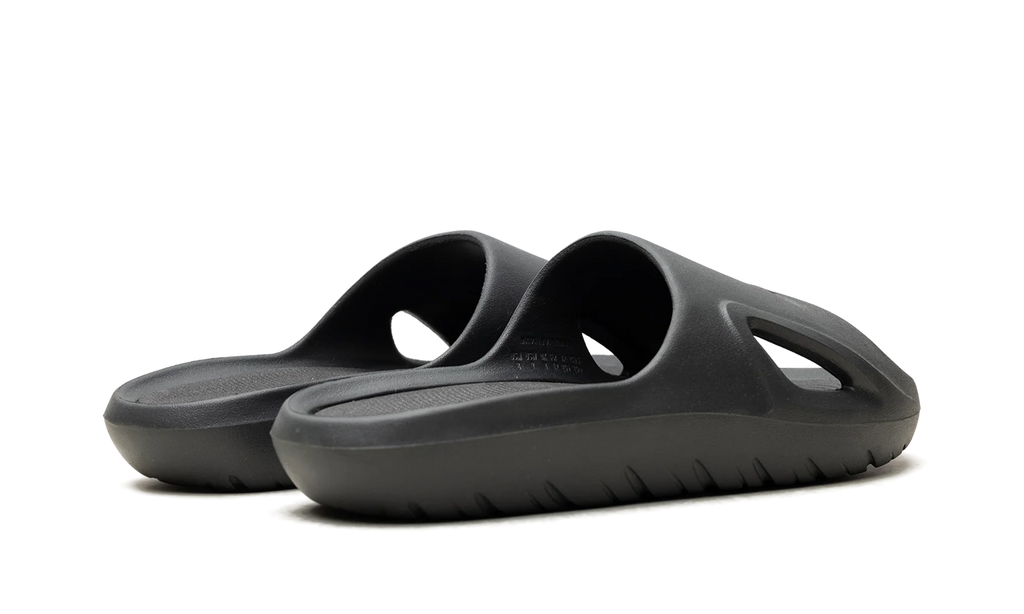 Adicane Slides "Carbon Core Black" HQ9915