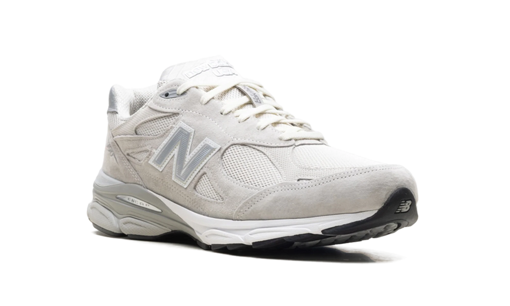 990v3 x Kith "Hallow" U990KT3