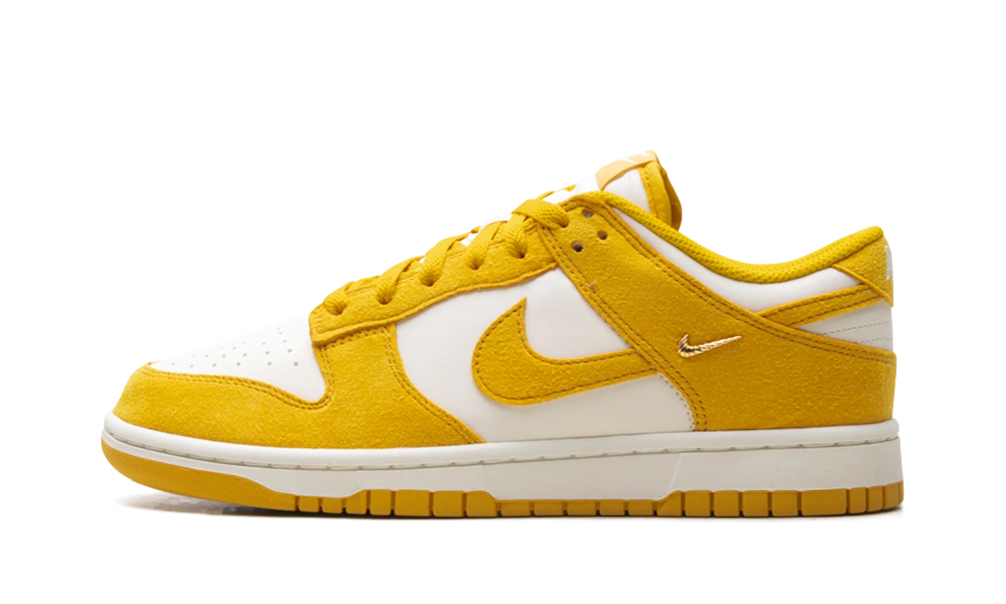 Dunk Low WMNS "Dark Sulfur Gold Mini Swoosh" IB4417 101