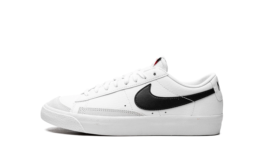 Blazer Low '77 GS "White Black" DA4074 101