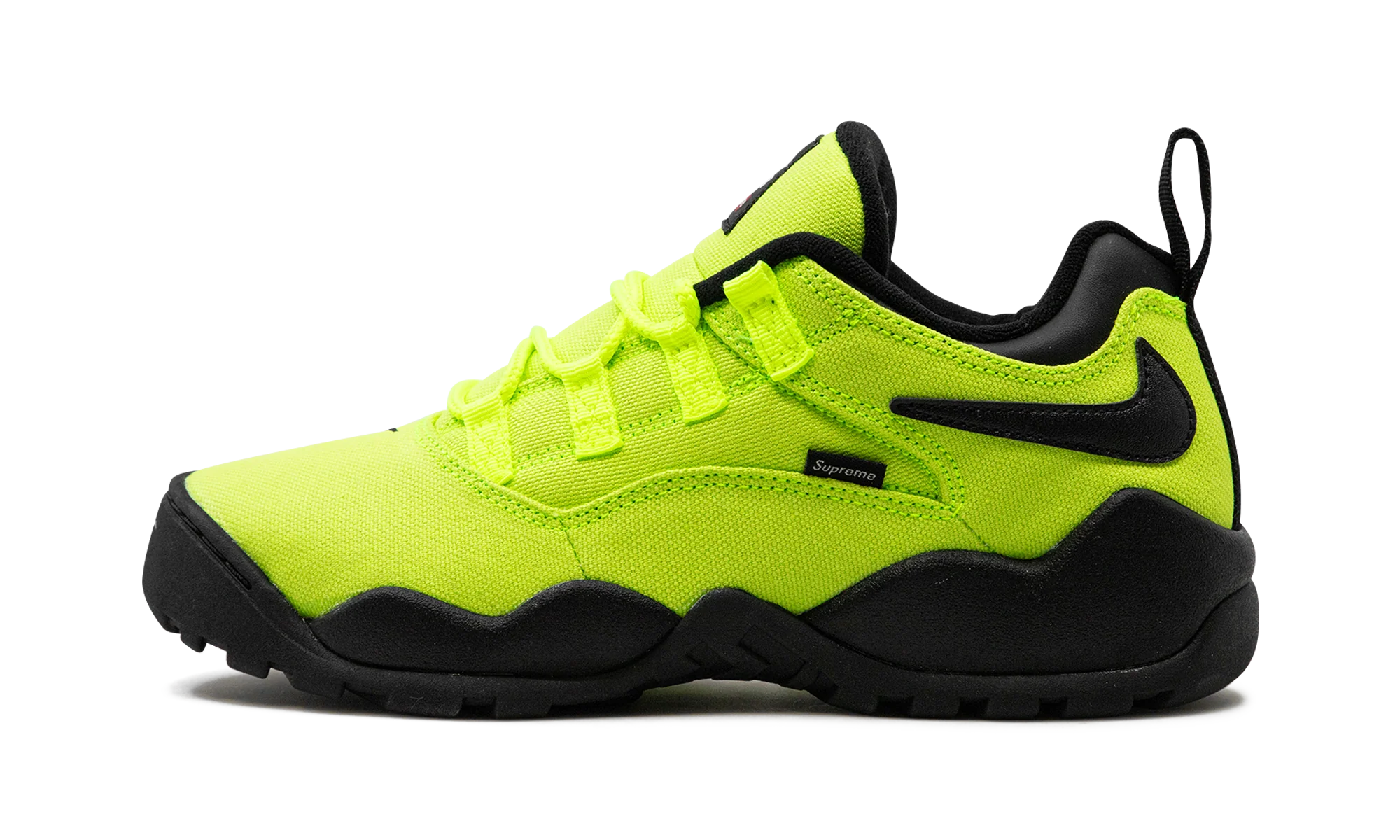 SB Darwin Low "Supreme - Volt" FQ3000 700