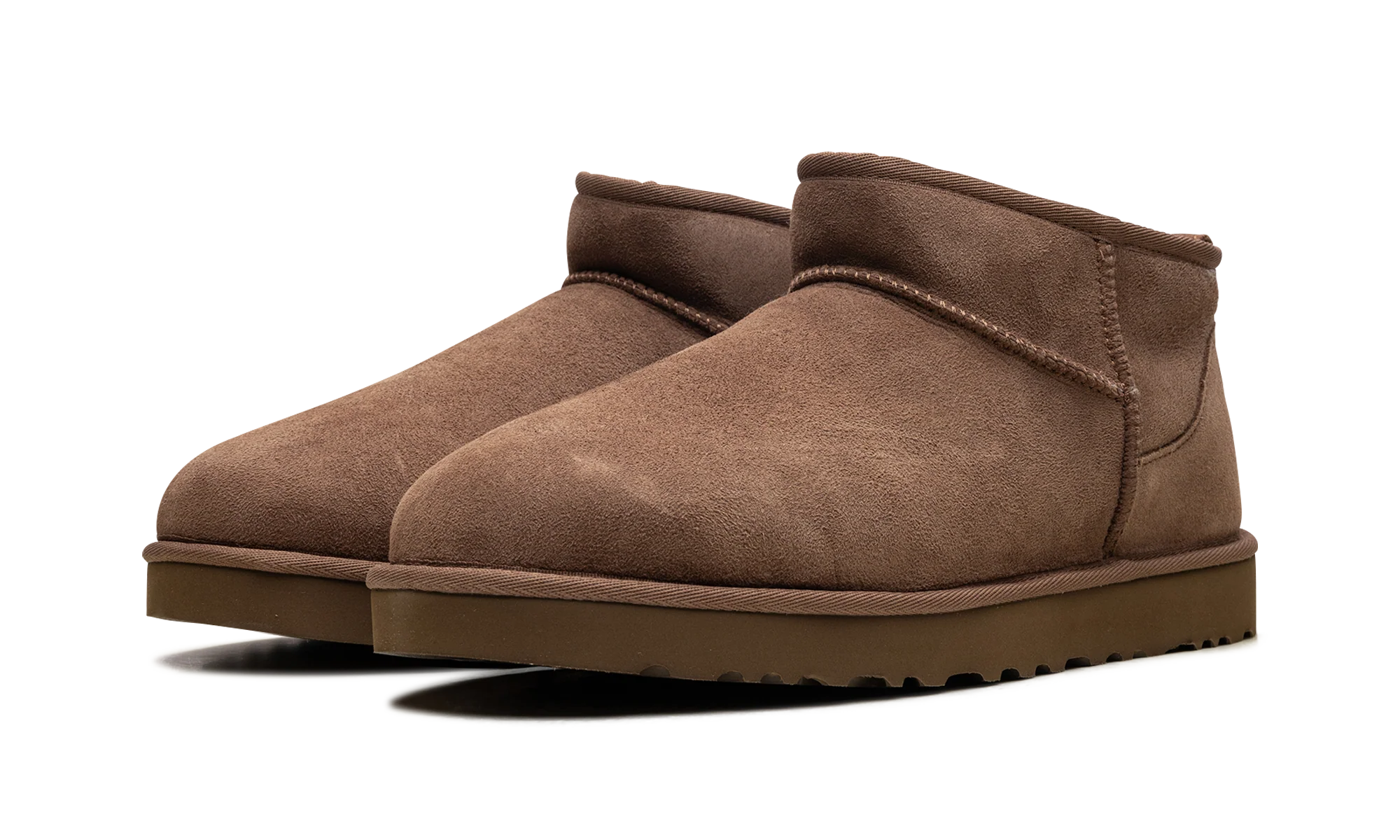 Classic Ultra Mini Boot "Chestnut" 1137391 CHE