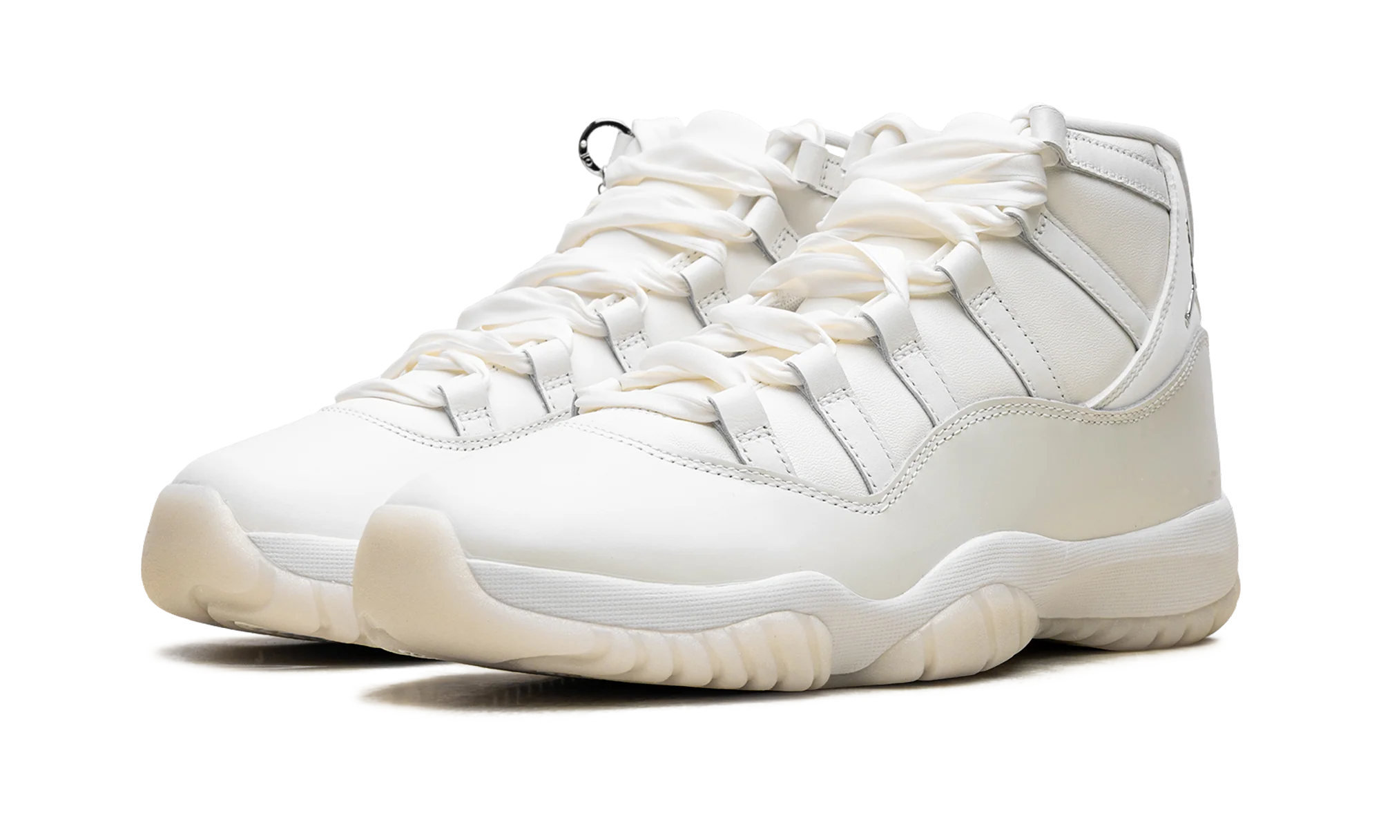 Air Jordan 11 WMNS "Pearl" AR0715 110