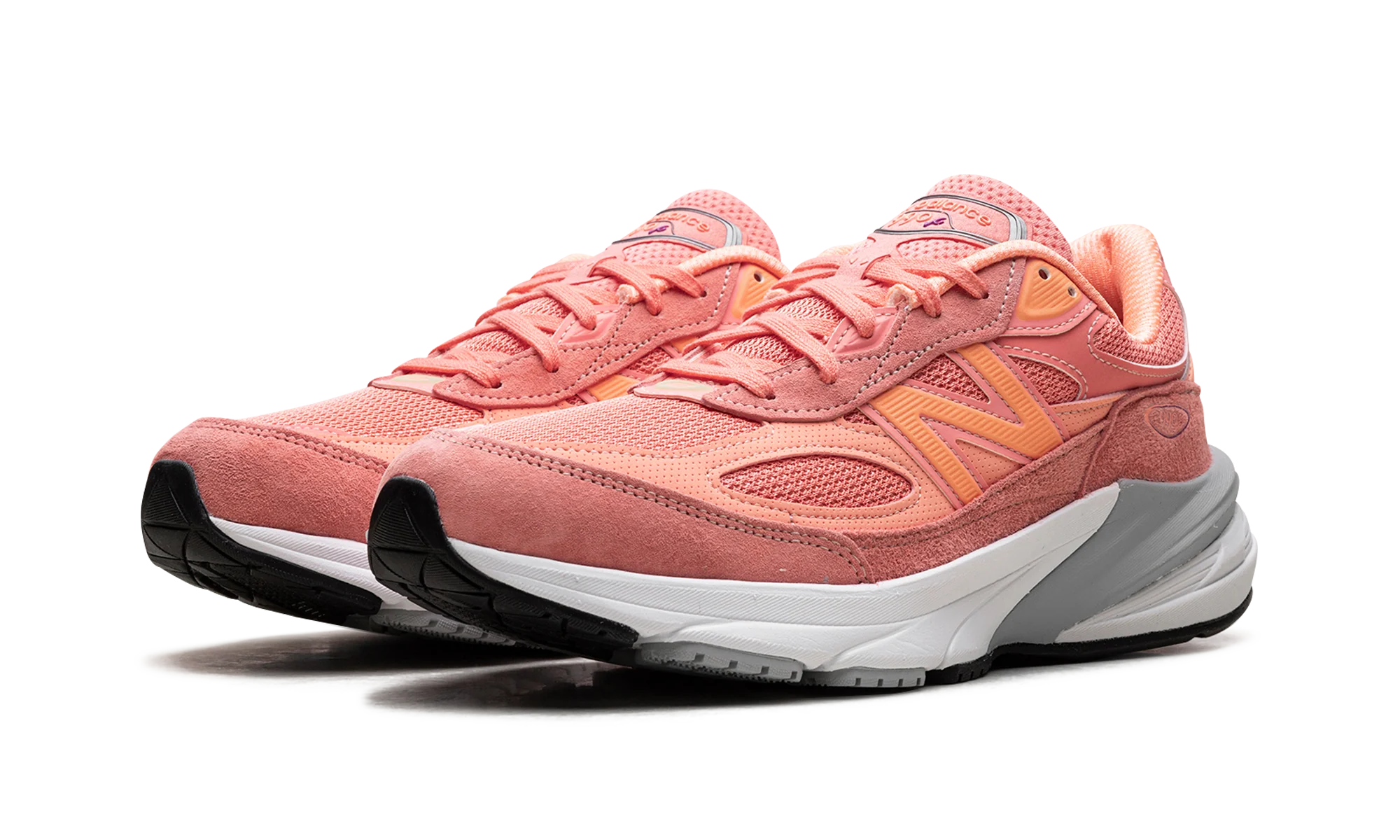990v6 "Salmon" U990SR6