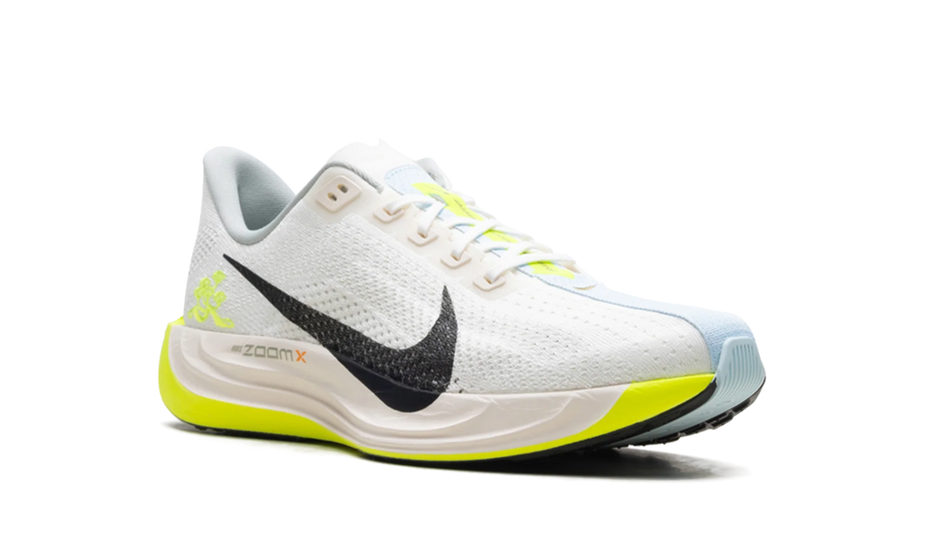 Pegasus Plus "Sail / Pale Ivory / Volt Black" HQ3451 101