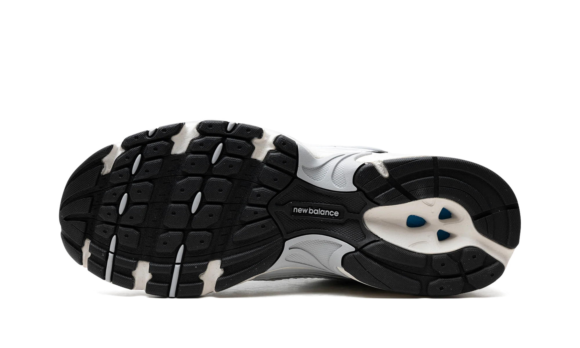 530 "White Silver Black" MR530FDO
