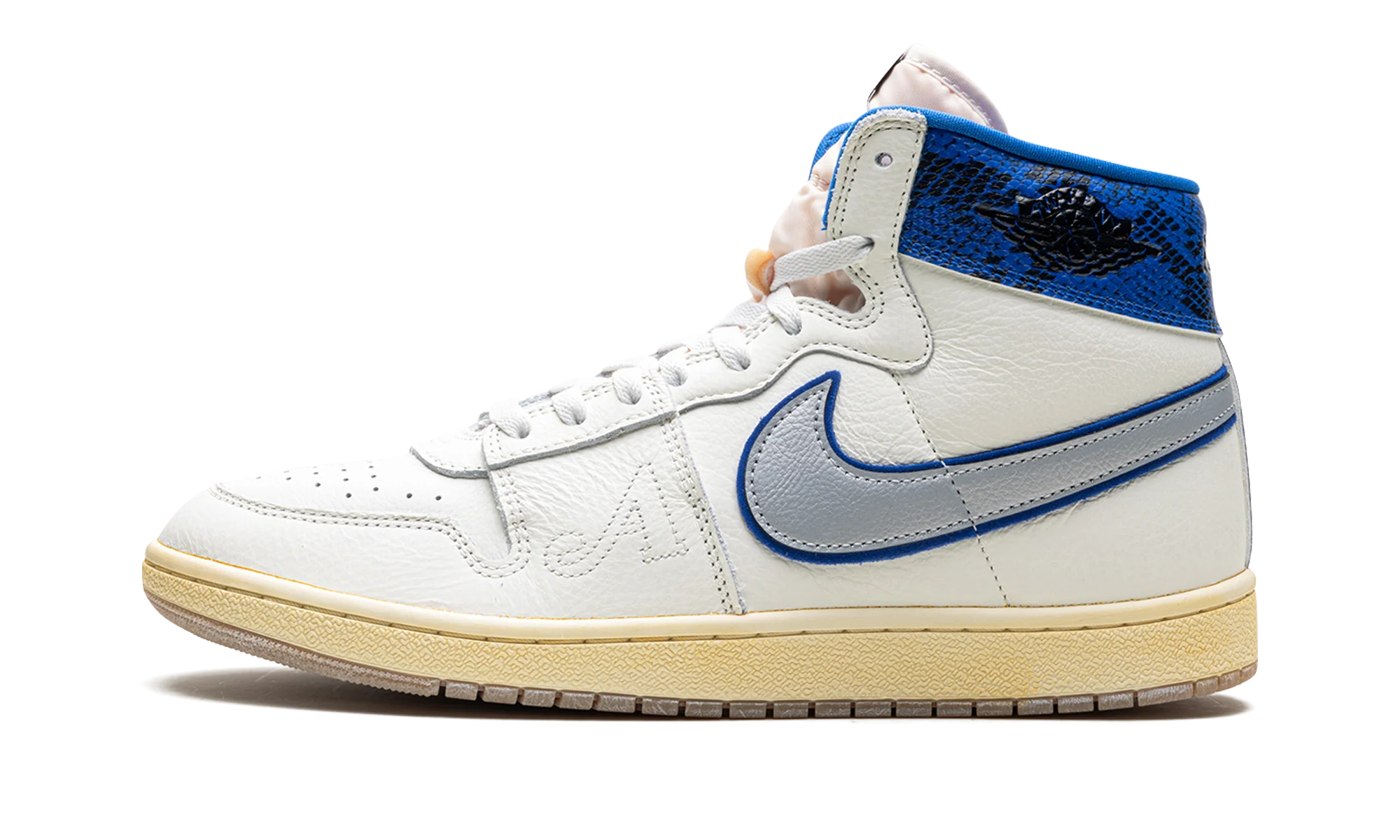 Jordan Air Ship "Awake NY - Game Royal" FN8675 104