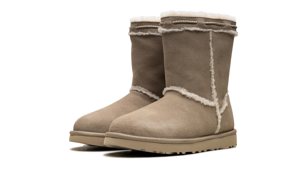 Classic Short Shearling Braid WMNS "DUNE" 1166752 DUNE