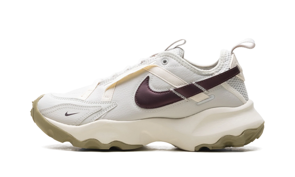 TC 7900 WMNS "Light Bone Burgundy Crush" DD9682 003