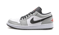 Air Jordan 1 Low "Light Smoke Grey" 553558 030