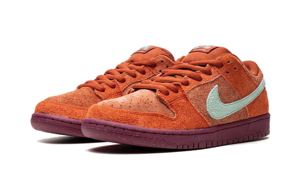 SB Dunk Low Pro Prm "Mystic Red" DV5429 601