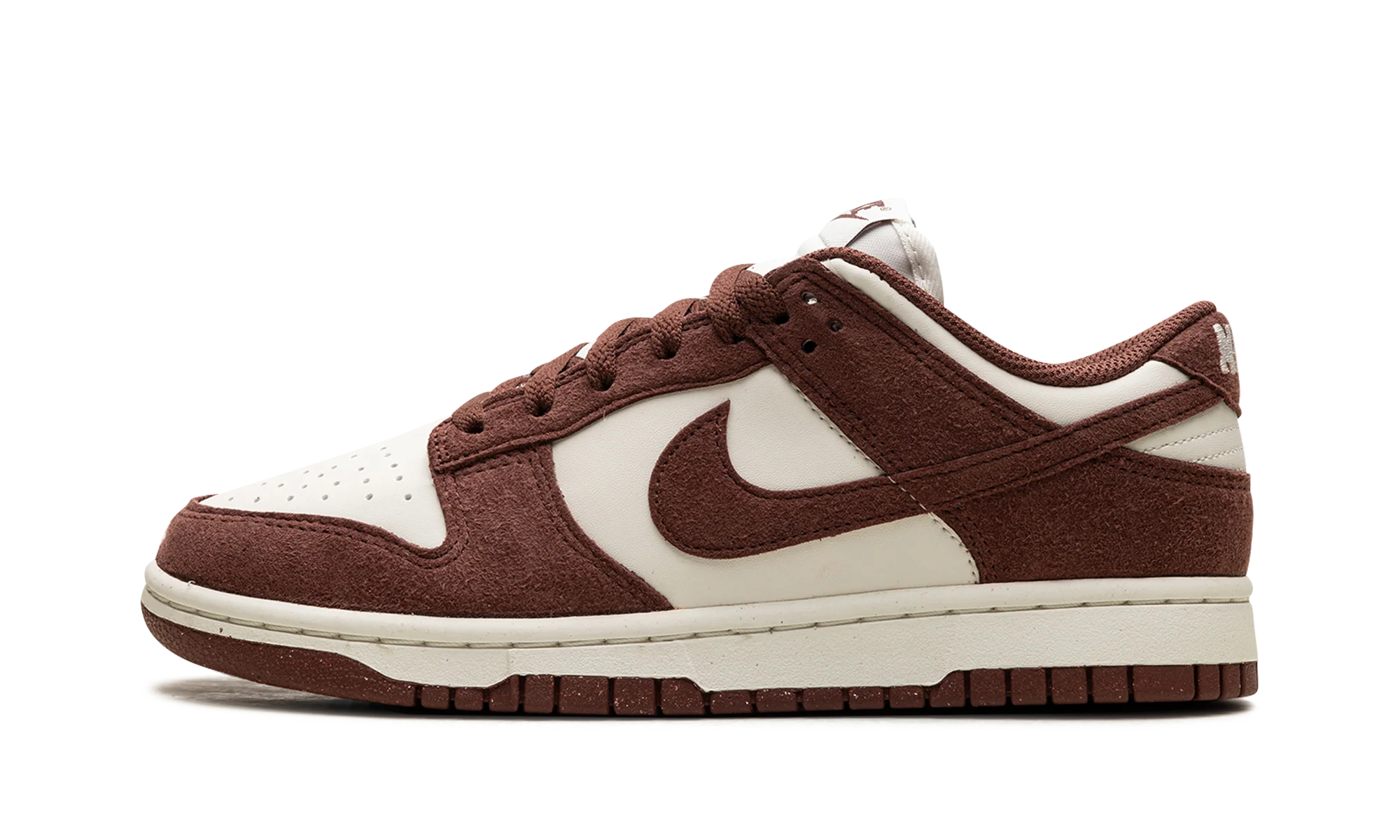Dunk Low Next Nature WMNS "Red Sepia" HJ7673 001