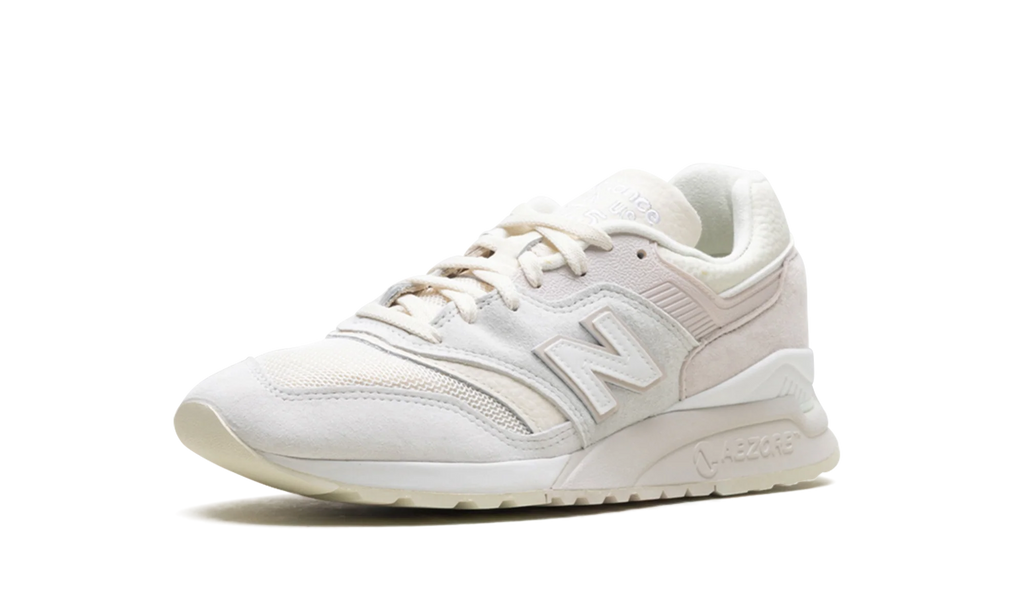 997.5 "MiUSA Kith Easter White Marshmallow Angora" U9975HK