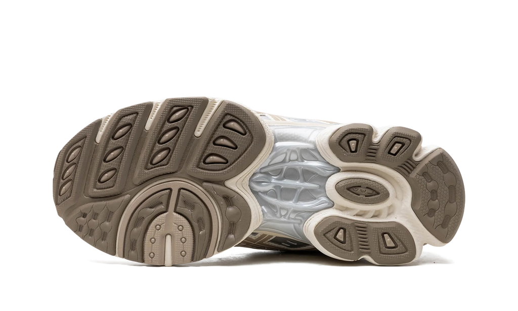 Gel Nimbus 9 "Pepper / Wood Crepe" 1202A278 200