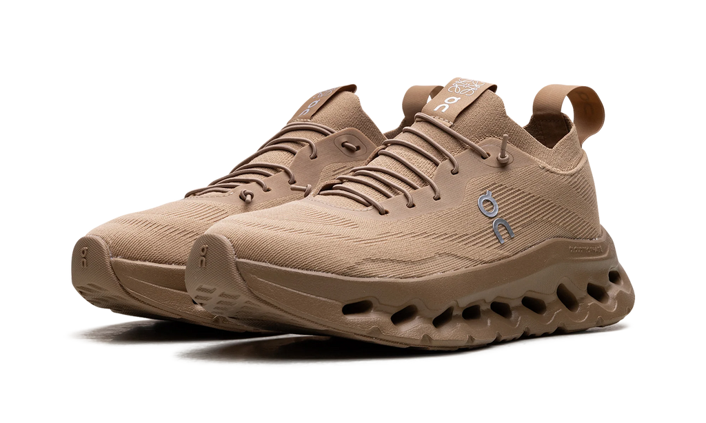 Cloudtilt WMNS "LOEWE Dark Sand" 3WD30313505