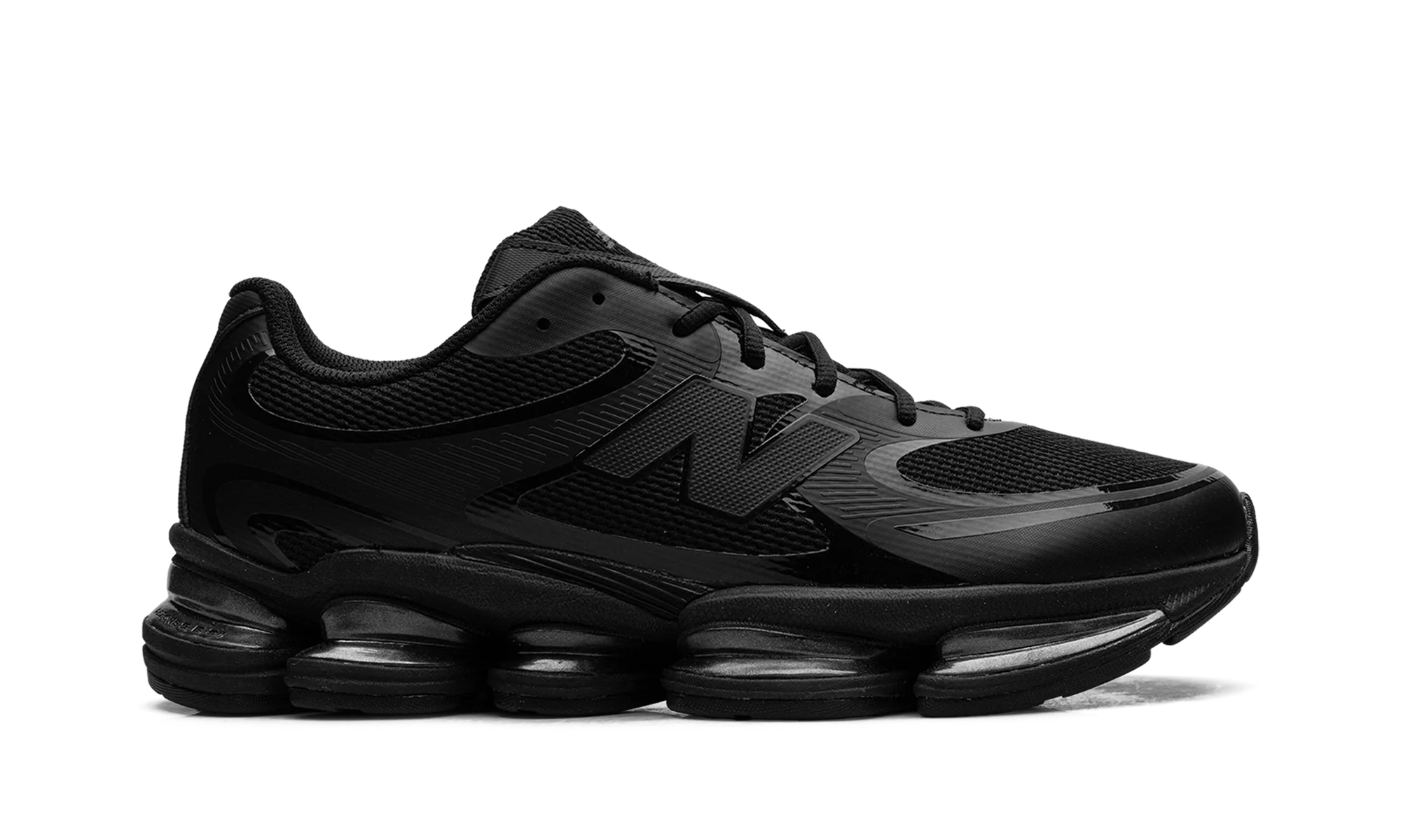 2000 "Triple Black" U2000ETB