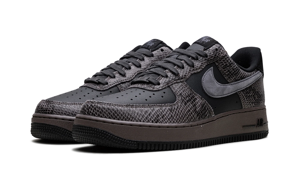 Air Force 1 Low "Off Noir Snakeskin" HF2898 001