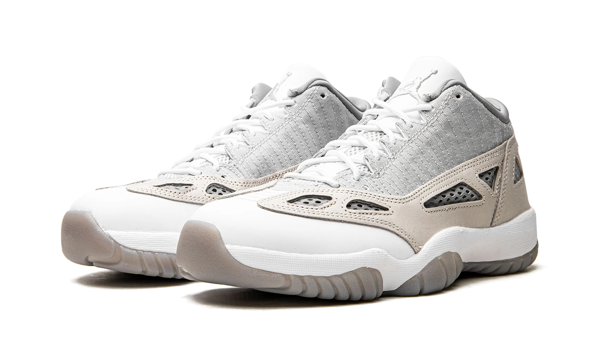 Air Jordan 11 Retro Low IE "'Light Orewood Brown'" 919712 102