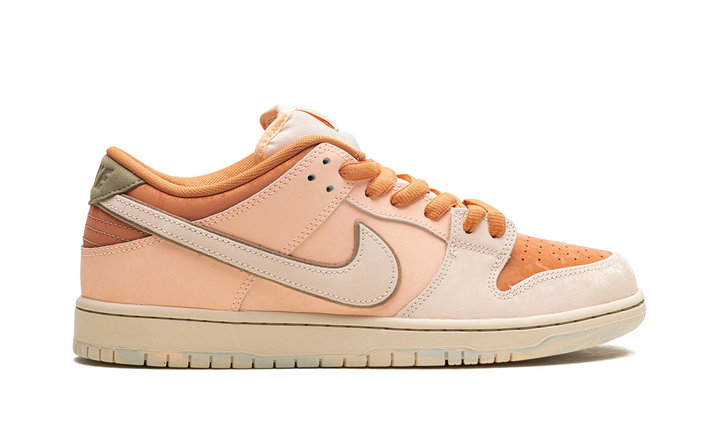 Nike SB Dunk Low Pro PRM "Guava Ice" FV5926 200