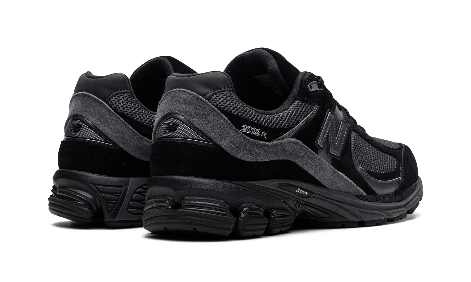 2002R "Black Magnet" M2002RBL