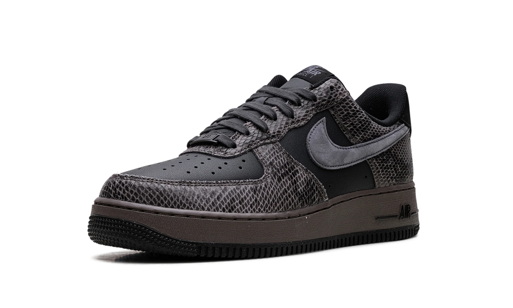 Air Force 1 Low "Off Noir Snakeskin" HF2898 001