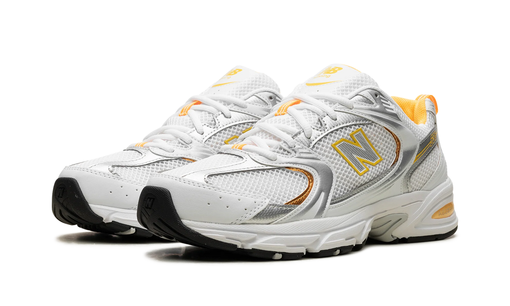530 "White Vibrant Apricot Silver Metallic" MR530PUT