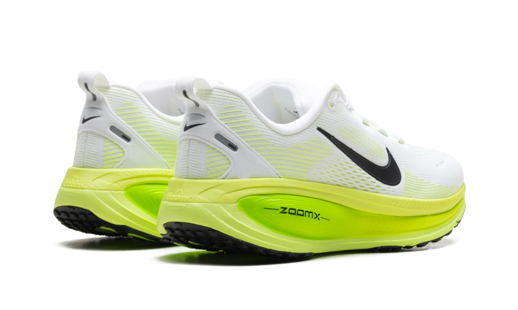 Vomero 18 WMNS "ELECTRIC GREEN" HM6804 102