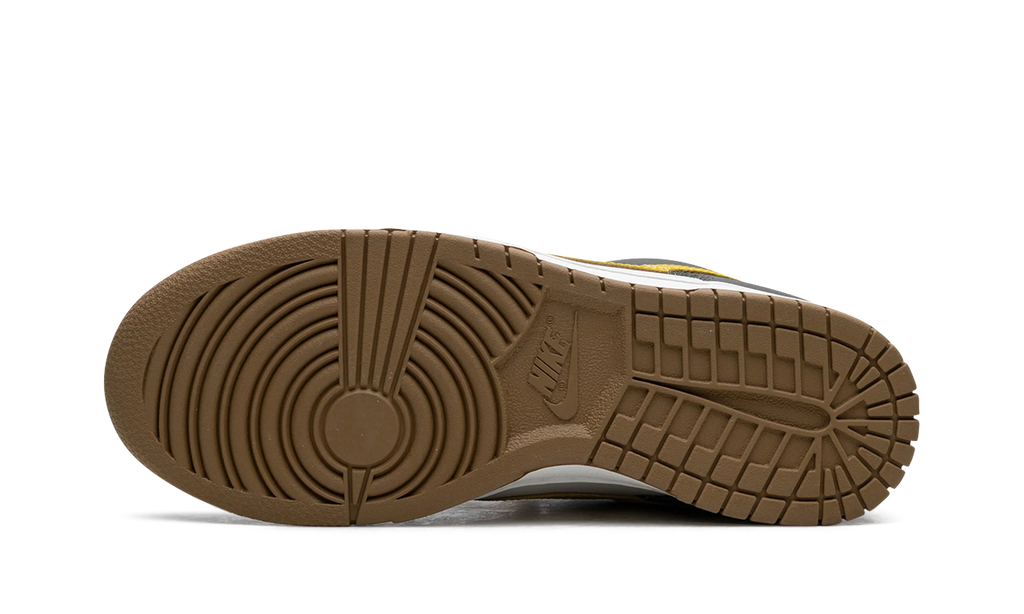 Dunk Low "Cargo Khaki / Vivid Sulfur" FV3629 371