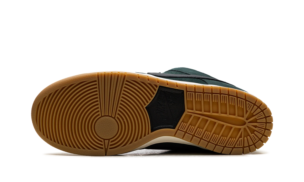 SB Dunk Low Pro "Deep Fir" FJ1674 300