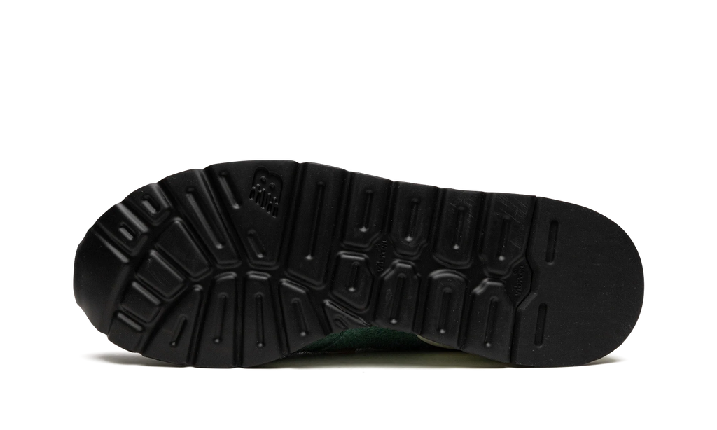 990 V1 "Green/Gold" M990GG1