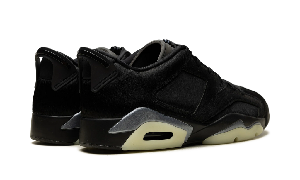 Air Jordan 6 WMNS "Blackout" IO9786 001