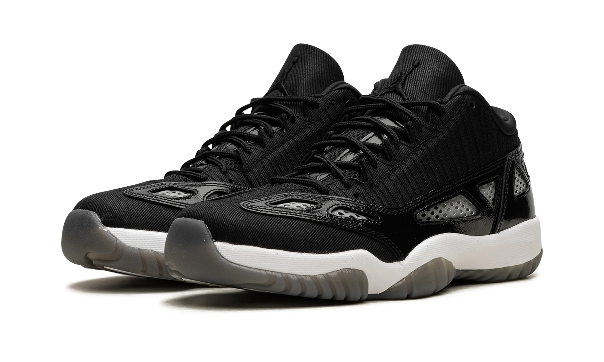 Air Jordan 11 Low IE "Black/White" 919712 001