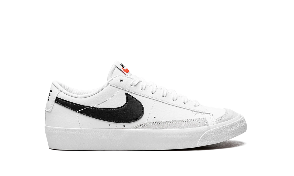 Blazer Low '77 GS "White Black" DA4074 101