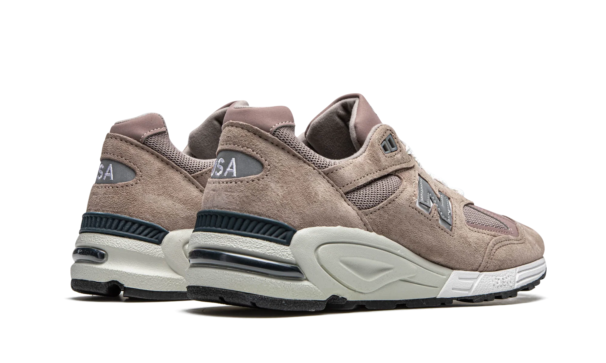 990v2 "Kith - Dusty Rose" M990K2