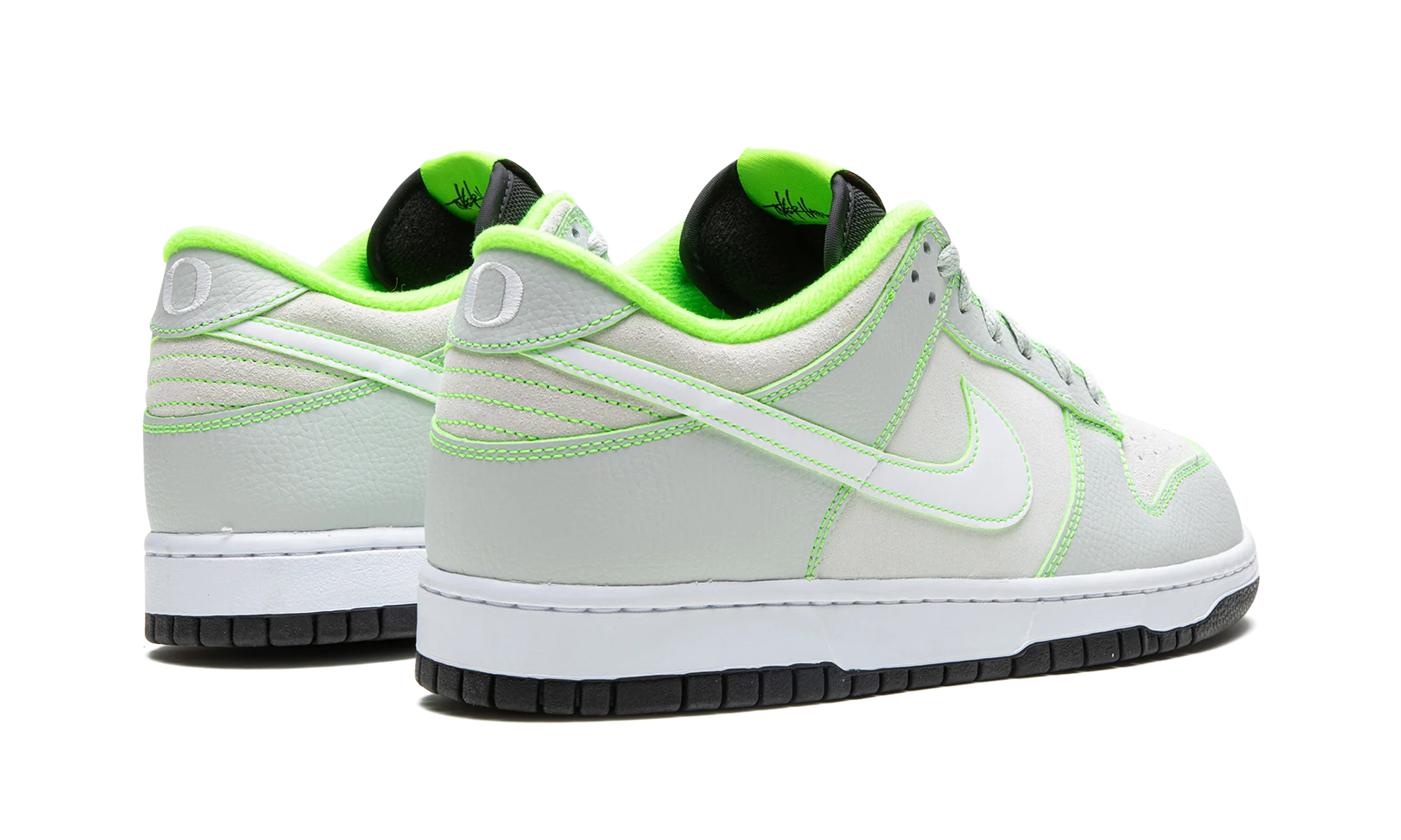 Dunk Low UO P "Oregon" FQ7260 001