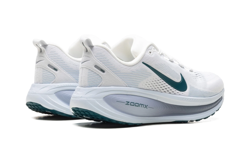 Vomero 18 WMNS "White Blue Tint Geode Teal" HM6804 103