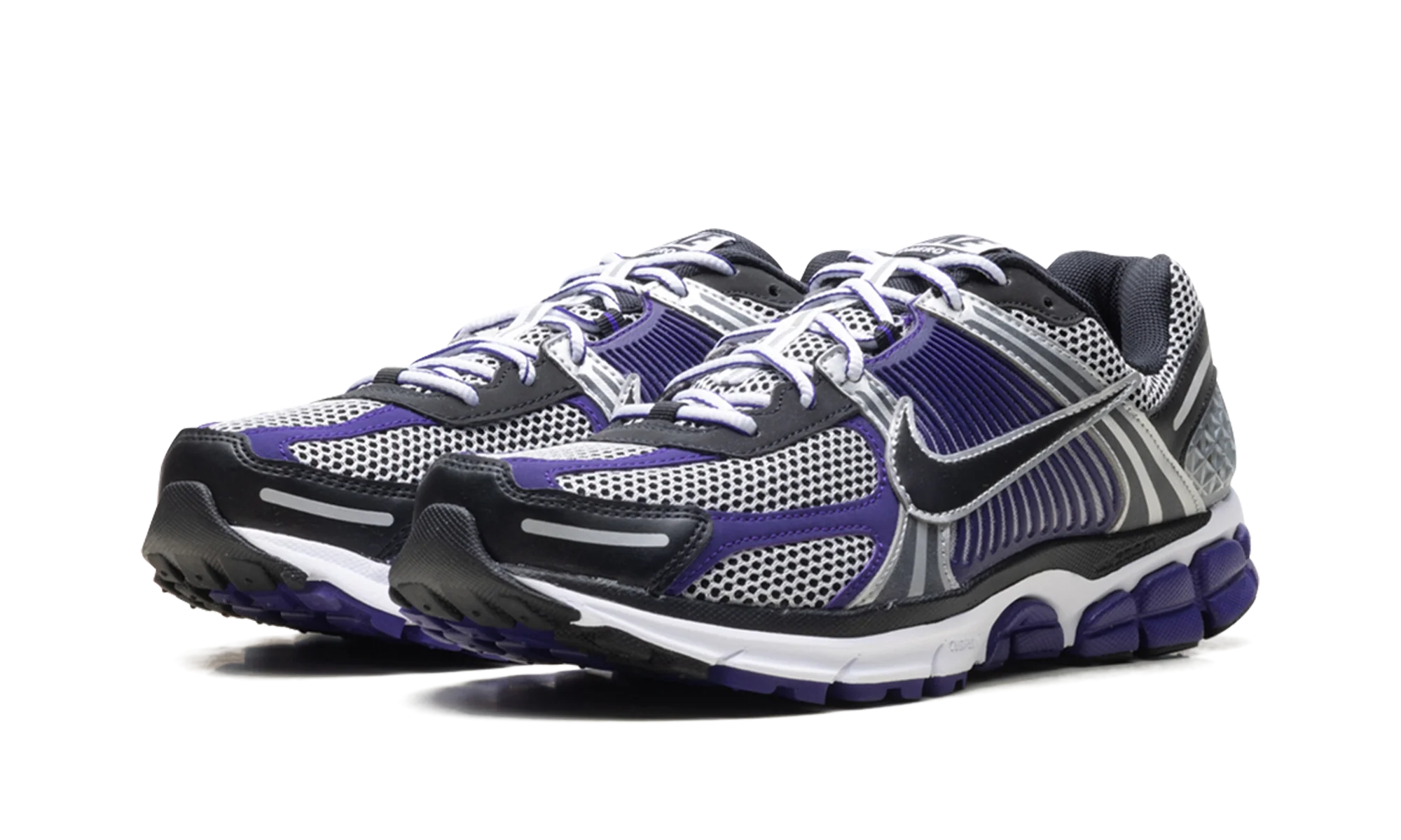 Vomero 5 "Metallic Silver / Court Purple" IM2220 095