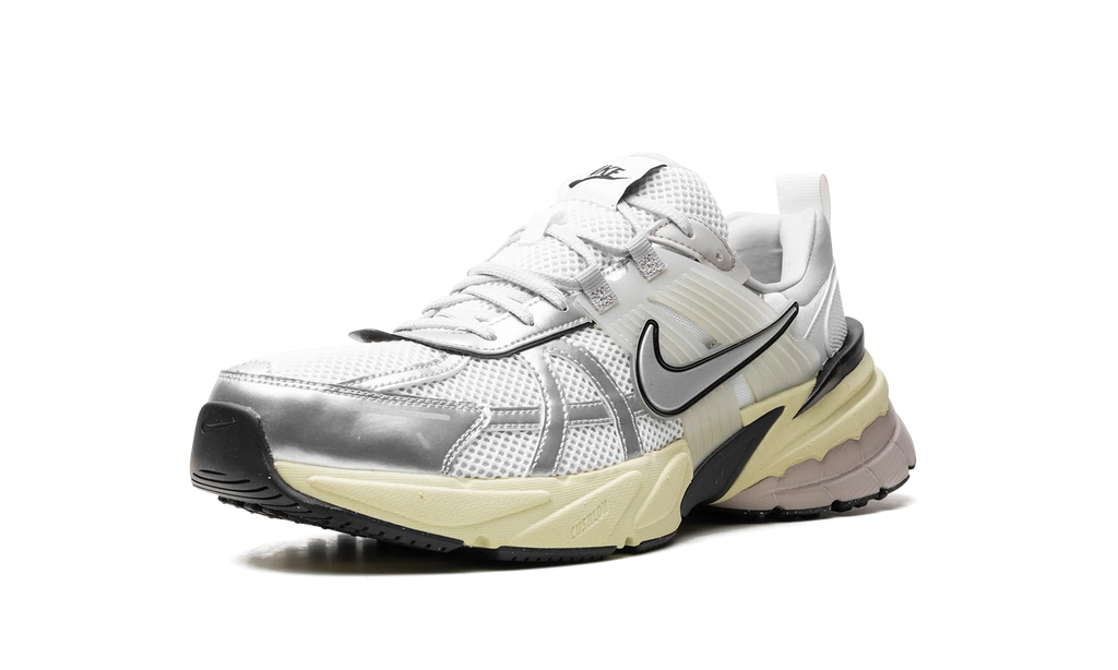 V2K Run "Pure Platinum Metallic Silver" HJ4497 100