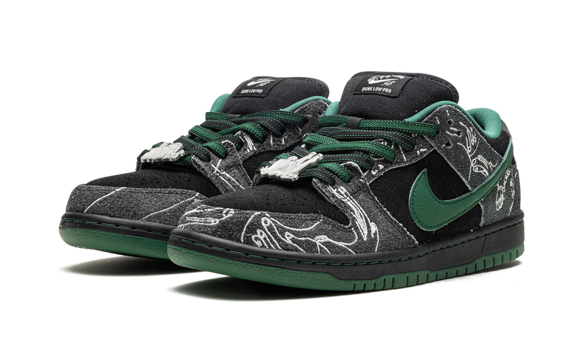 SB Dunk Low "There Skateboards" HF7743 001