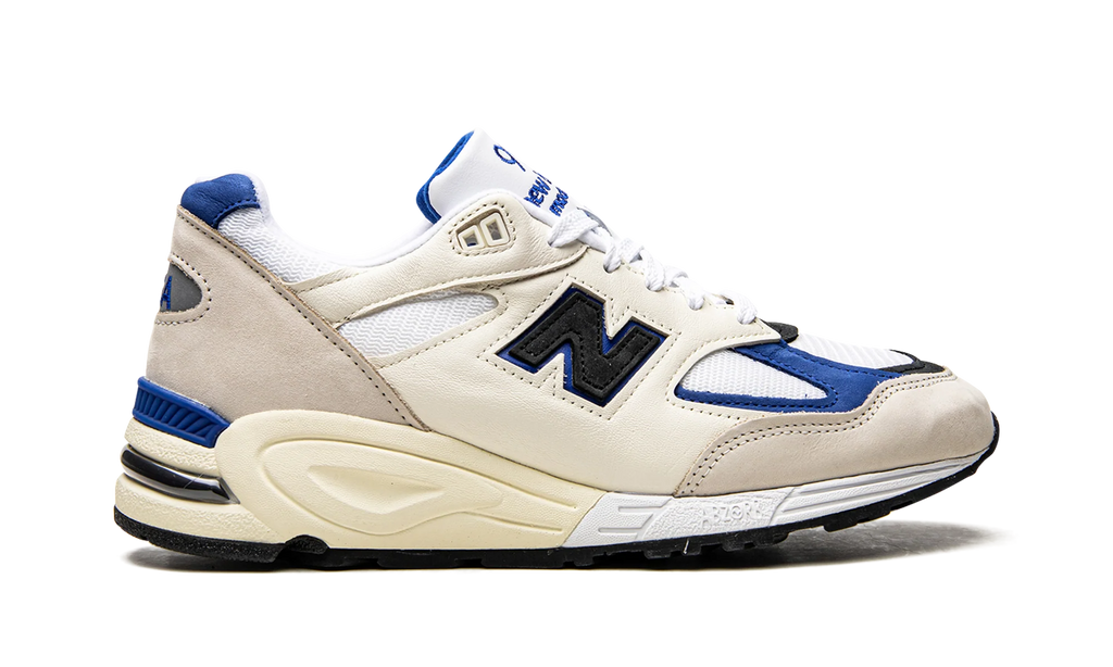 990v2 "Made In USA White/Blue" M990WB2