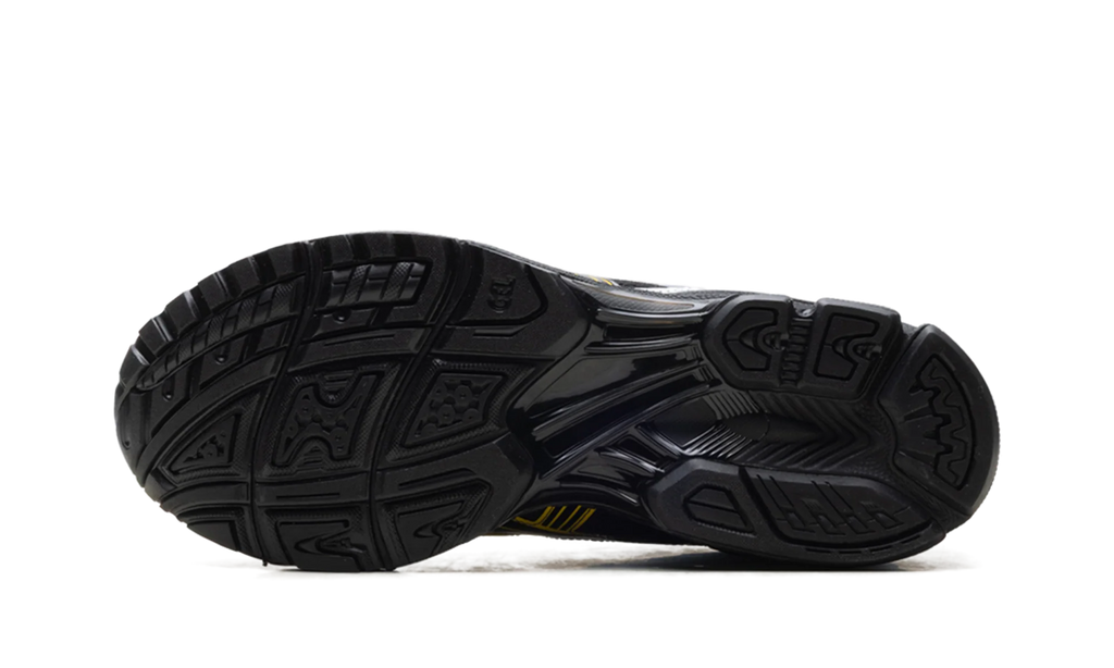 KITH x Gel-Kayano 14 "MARVEL vs CAPCOM (Wolverine)" 1203B058 001